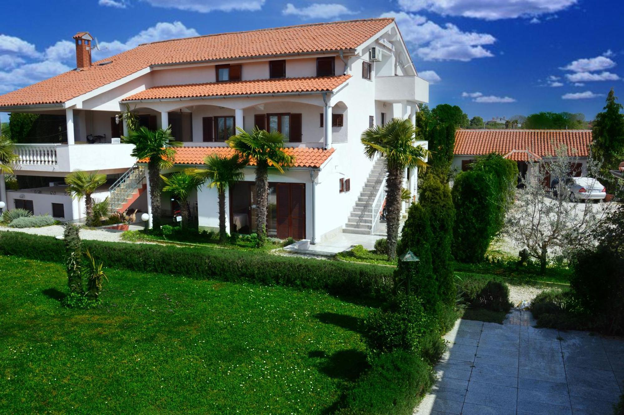 Apartments Aurelia Nova Vas  Buitenkant foto